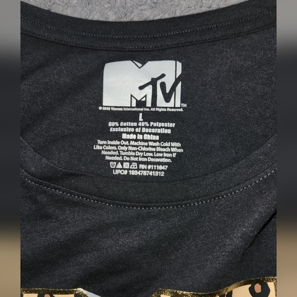 COPY - NWOT ! MTV SHIRT - Picture 3 of 3